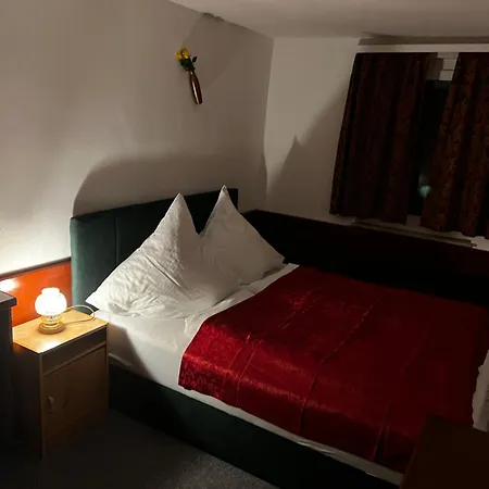 Stern Asteri * Frickenhausen (Baden-Wurttemberg)