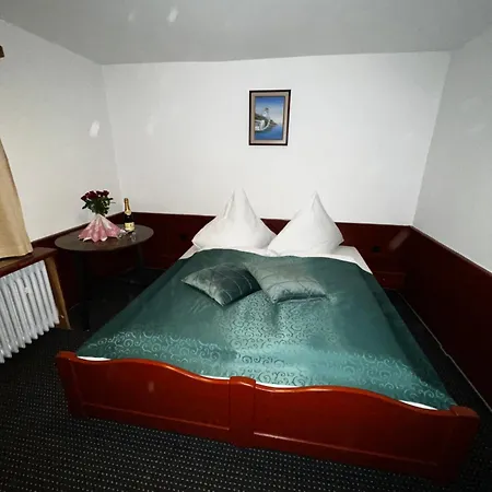 Inn Stern Asteri Frickenhausen (Baden-Wurttemberg)